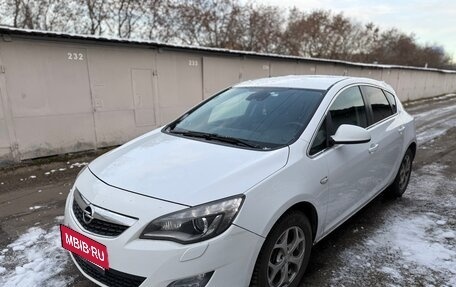 Opel Astra J, 2010 год, 800 000 рублей, 5 фотография