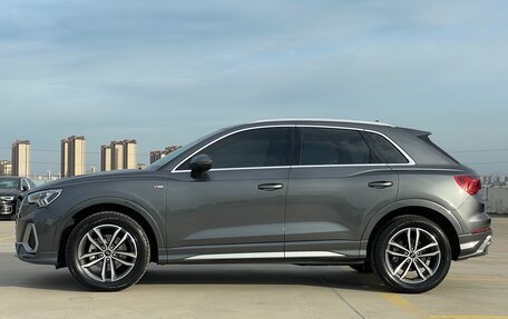 Audi Q3, 2022 год, 2 420 000 рублей, 2 фотография