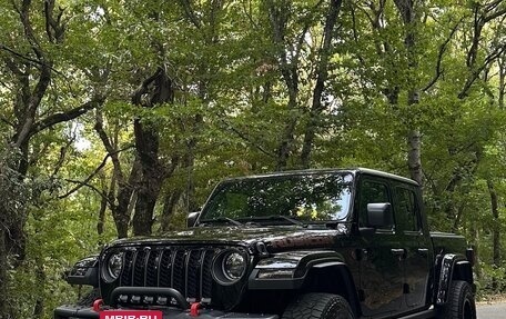 Jeep Gladiator, 2023 год, 6 799 999 рублей, 1 фотография