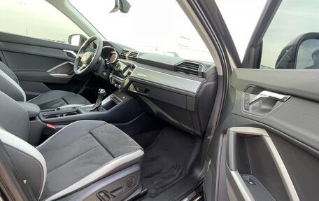 Audi Q3, 2022 год, 2 420 000 рублей, 33 фотография