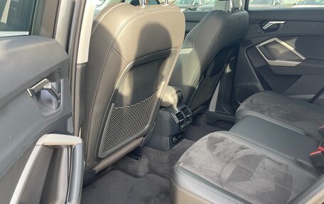 Audi Q3, 2022 год, 2 420 000 рублей, 38 фотография