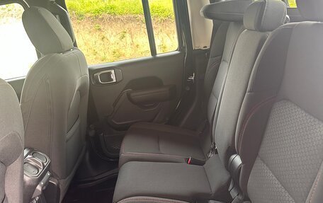 Jeep Gladiator, 2023 год, 6 799 999 рублей, 11 фотография