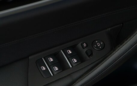 BMW 5 серия, 2020 год, 3 598 097 рублей, 15 фотография