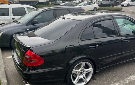 Mercedes-Benz E-Класс, 2004 год, 1 350 000 рублей, 1 фотография