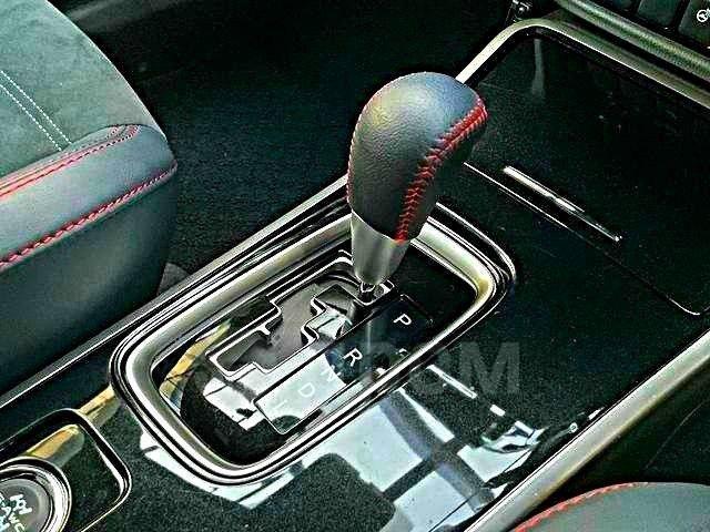 Mitsubishi Outlander III рестайлинг 3, 2022 год, 1 700 000 рублей, 3 фотография