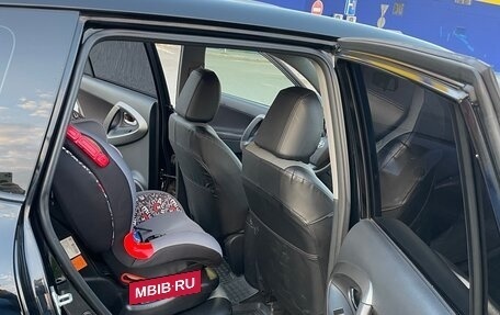 Toyota RAV4, 2010 год, 1 600 000 рублей, 21 фотография