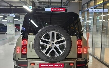 Land Rover Defender II, 2024 год, 13 100 000 рублей, 6 фотография