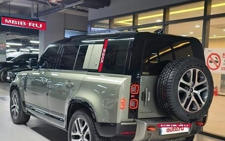 Land Rover Defender II, 2024 год, 13 100 000 рублей, 4 фотография