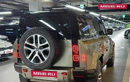 Land Rover Defender II, 2024 год, 13 100 000 рублей, 5 фотография