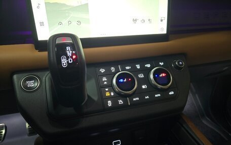 Land Rover Defender II, 2024 год, 13 100 000 рублей, 16 фотография