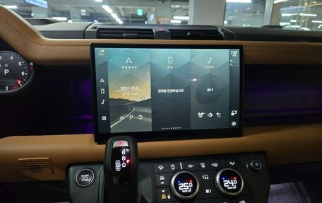 Land Rover Defender II, 2024 год, 13 100 000 рублей, 18 фотография