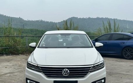 Volkswagen Lavida, 2021 год, 1 200 000 рублей, 2 фотография