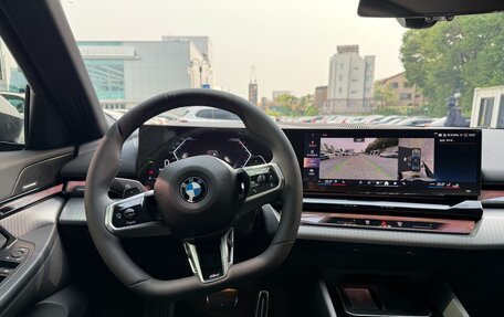 BMW 5 серия, 2025 год, 6 555 123 рублей, 8 фотография