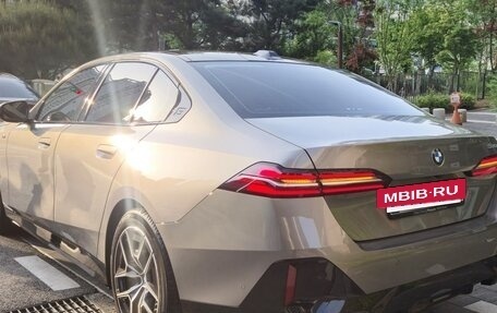 BMW 5 серия, 2025 год, 6 555 123 рублей, 5 фотография