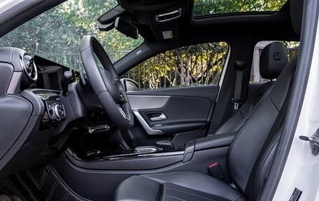 Mercedes-Benz A-Класс, 2021 год, 1 690 143 рублей, 7 фотография