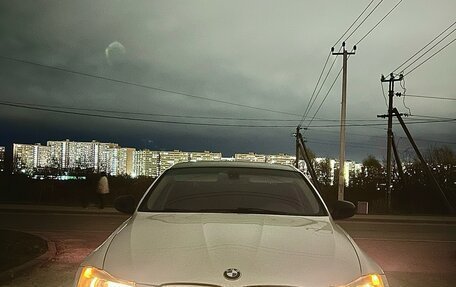 BMW 3 серия, 2011 год, 890 000 рублей, 7 фотография