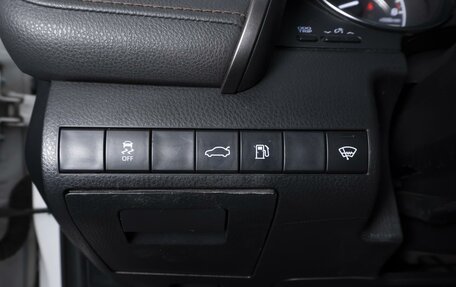 Toyota Camry, 2019 год, 1 780 000 рублей, 20 фотография