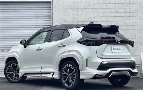 Toyota Yaris Cross, 2021 год, 1 700 000 рублей, 4 фотография