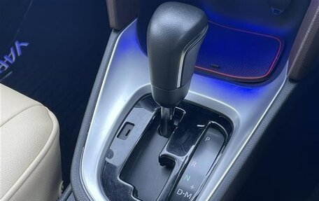 Toyota Yaris Cross, 2021 год, 1 700 000 рублей, 11 фотография