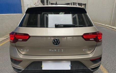 Volkswagen T-Roc I, 2022 год, 1 611 355 рублей, 8 фотография