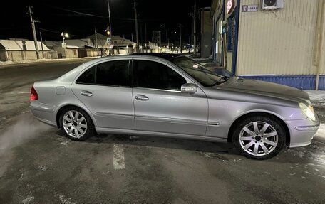 Mercedes-Benz E-Класс, 2002 год, 820 000 рублей, 5 фотография