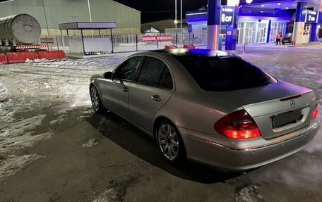 Mercedes-Benz E-Класс, 2002 год, 820 000 рублей, 3 фотография