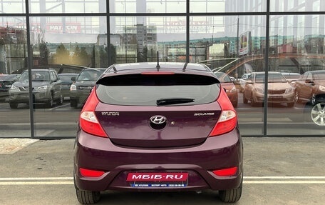 Hyundai Solaris II рестайлинг, 2011 год, 720 000 рублей, 5 фотография