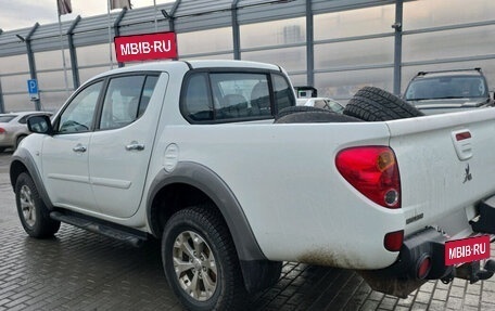 Mitsubishi L200 IV рестайлинг, 2014 год, 1 799 000 рублей, 2 фотография
