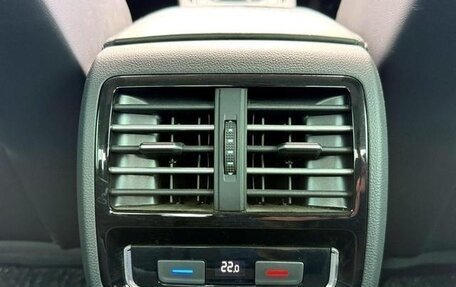 Volkswagen Passat B8 рестайлинг, 2019 год, 1 350 999 рублей, 18 фотография