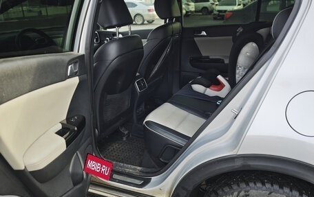 KIA Sportage IV рестайлинг, 2018 год, 2 000 000 рублей, 9 фотография