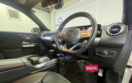 Mercedes-Benz GLB, 2021 год, 2 130 027 рублей, 12 фотография