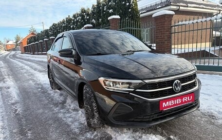 Volkswagen Polo VI (EU Market), 2021 год, 1 950 000 рублей, 2 фотография