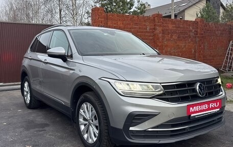 Volkswagen Tiguan II, 2020 год, 2 450 000 рублей, 7 фотография
