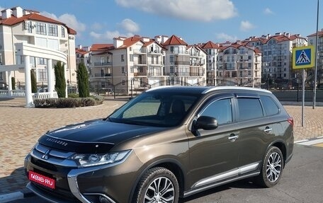 Mitsubishi Outlander III рестайлинг 3, 2015 год, 1 850 000 рублей, 1 фотография