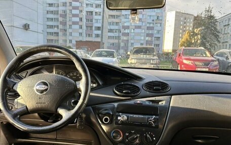 Ford Focus IV, 2001 год, 150 000 рублей, 9 фотография