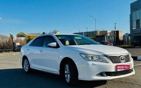 Toyota Camry, 2012 год, 1 930 000 рублей, 2 фотография