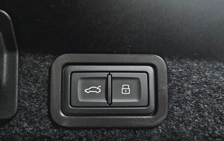 Audi A6, 2023 год, 6 000 000 рублей, 18 фотография