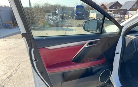 Lexus RX IV рестайлинг, 2018 год, 4 100 000 рублей, 9 фотография