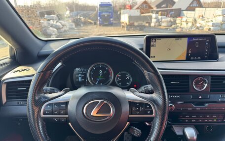 Lexus RX IV рестайлинг, 2018 год, 4 100 000 рублей, 11 фотография