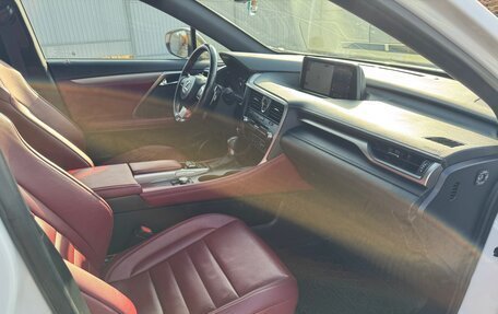Lexus RX IV рестайлинг, 2018 год, 4 100 000 рублей, 13 фотография