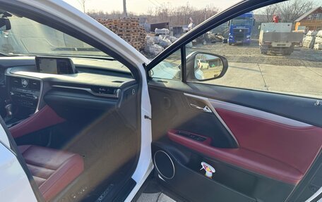 Lexus RX IV рестайлинг, 2018 год, 4 100 000 рублей, 12 фотография