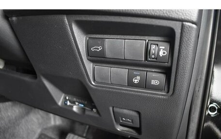 Toyota Yaris Cross, 2022 год, 1 544 000 рублей, 10 фотография