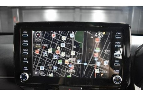 Toyota Yaris Cross, 2022 год, 1 544 000 рублей, 11 фотография