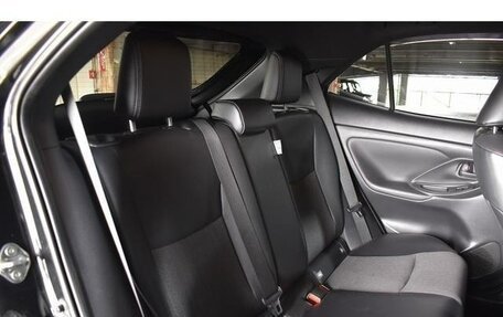 Toyota Yaris Cross, 2022 год, 1 544 000 рублей, 23 фотография