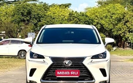 Lexus NX I, 2018 год, 3 200 000 рублей, 2 фотография