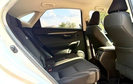 Lexus NX I, 2018 год, 3 200 000 рублей, 23 фотография