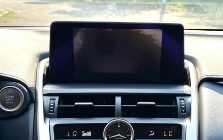 Lexus NX I, 2018 год, 3 200 000 рублей, 19 фотография