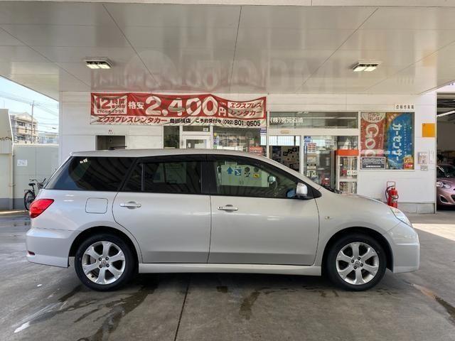 Nissan Wingroad III, 2014 год, 710 000 рублей, 3 фотография