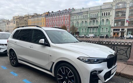 BMW X7, 2020 год, 9 000 000 рублей, 3 фотография