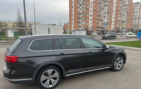 Volkswagen Passat B8 рестайлинг, 2018 год, 2 650 000 рублей, 4 фотография